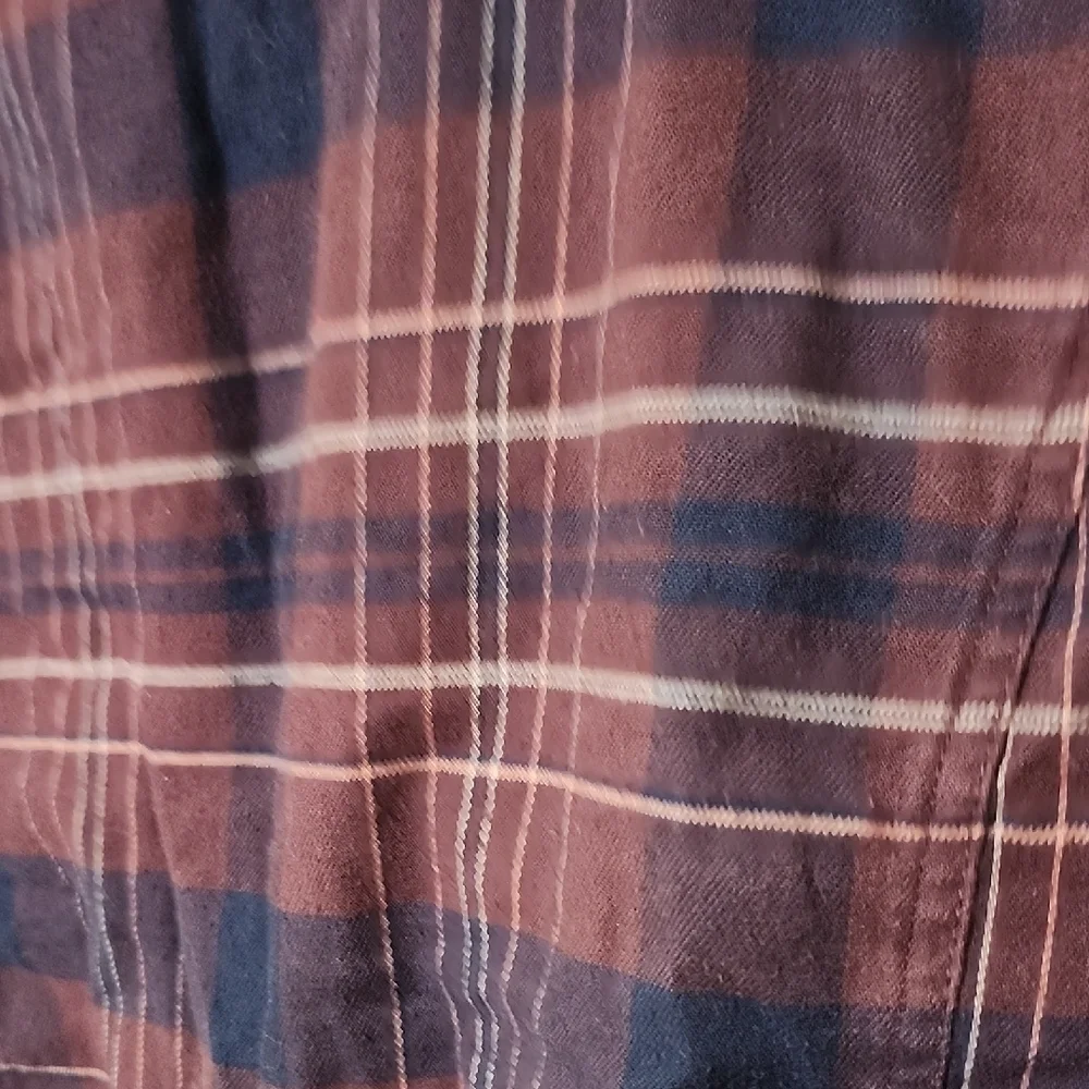 Carhartt Red and Blue Flannel Button Down Shirt - Picture 5 of 6
